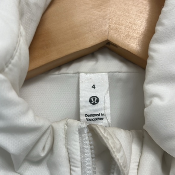 Lululemon white vest - Picture 2 of 4